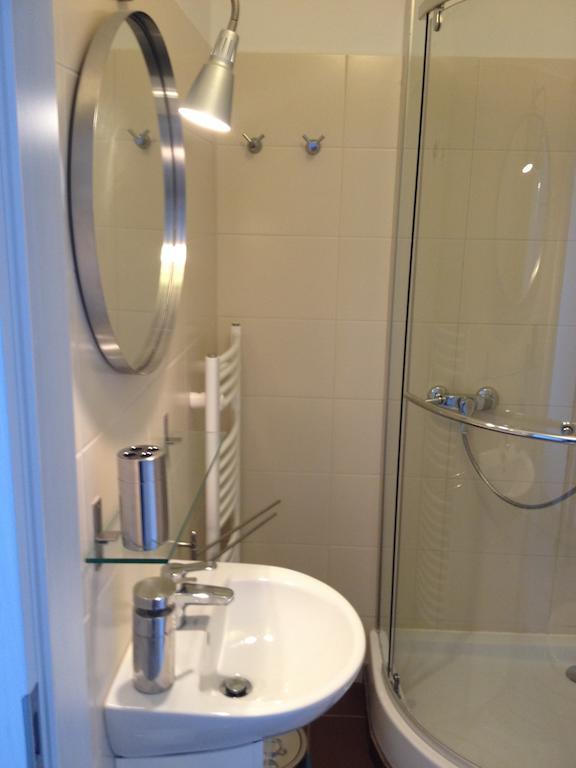 Hunters House Kft Bed And Breakfast Toltestava Стая снимка